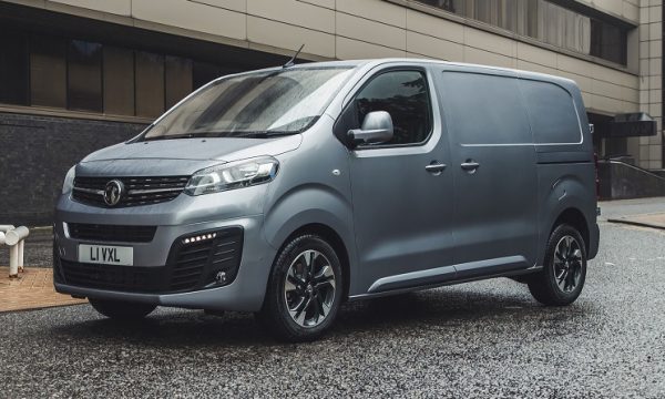 Vauxhall Vivaro front