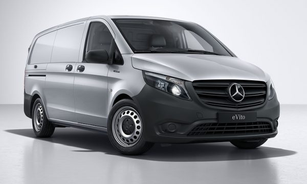 Mercedes eVito van front