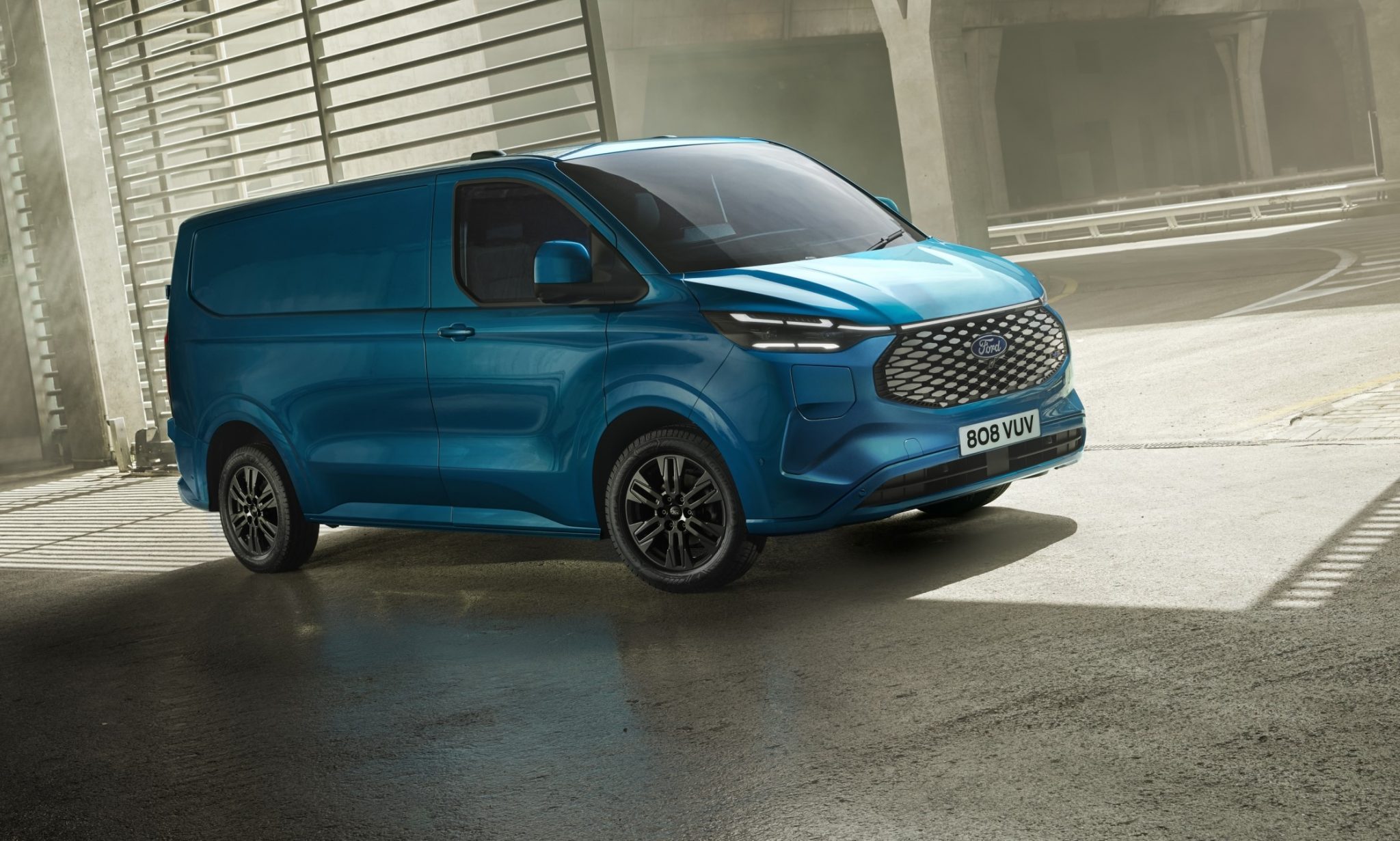 All-new Ford E-Transit Custom details unveiled - CommercialVehicle.com