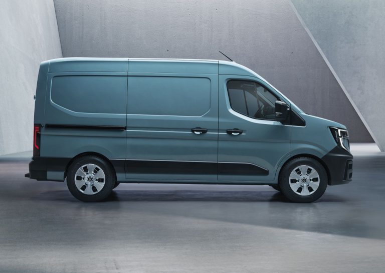 New Renault Master: Van of the Year 2025 is now available to order