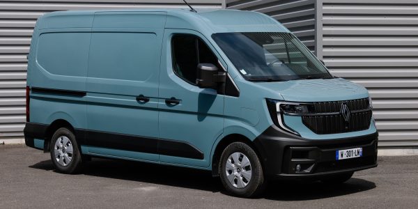 Renault Master E-Tech is now available to order